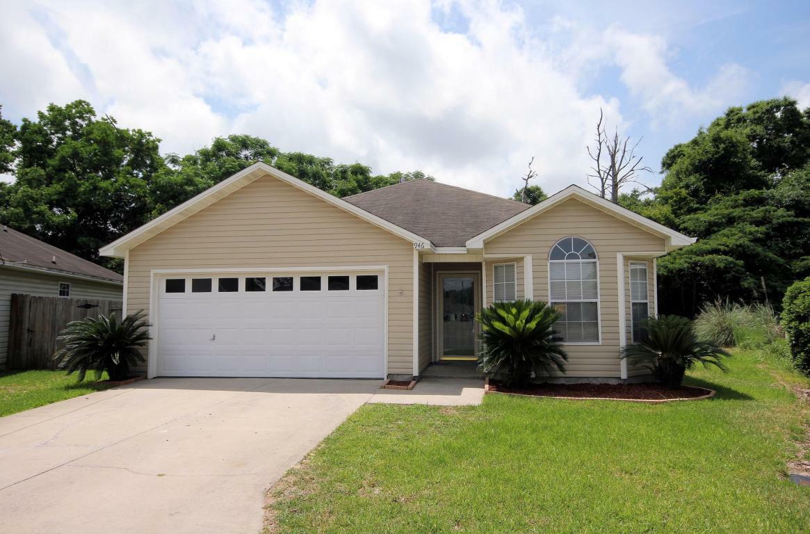 Property Photo:  946 Pacific Silver Court  FL 32547 