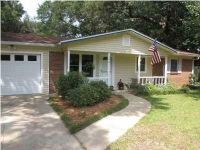 Property Photo:  192 Edge Avenue  FL 32580 