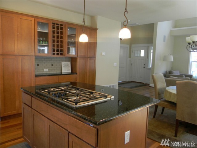 Property Photo: 2593 22nd Ave NE WA 98029