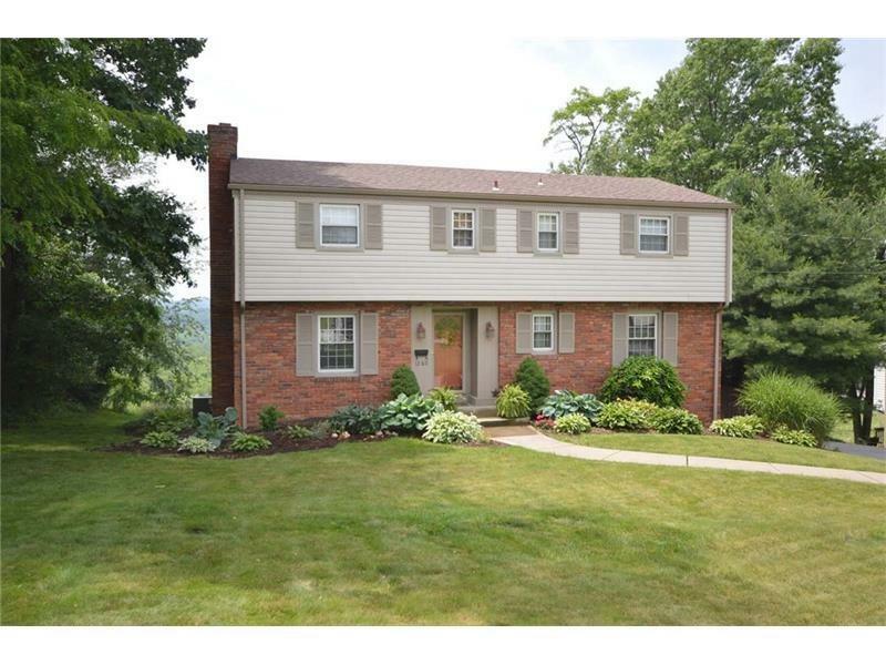 Property Photo:  1280 Sky Ridge Drive  PA 15241 