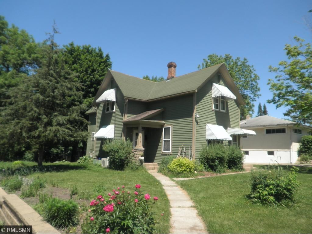Property Photo: 616 Linden Street W MN 55082