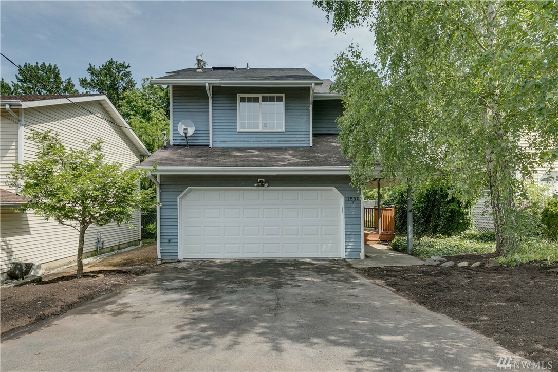 Property Photo:  1508 F SW Webster St  WA 98106 