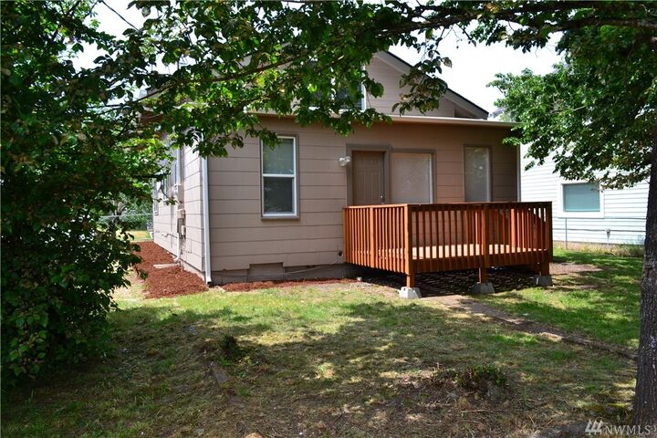 Property Photo: 3831 E I St WA 98404