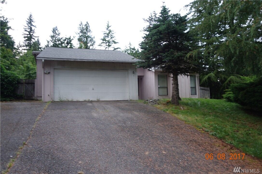 Property Photo:  22826 NE 21st Place  WA 98074 