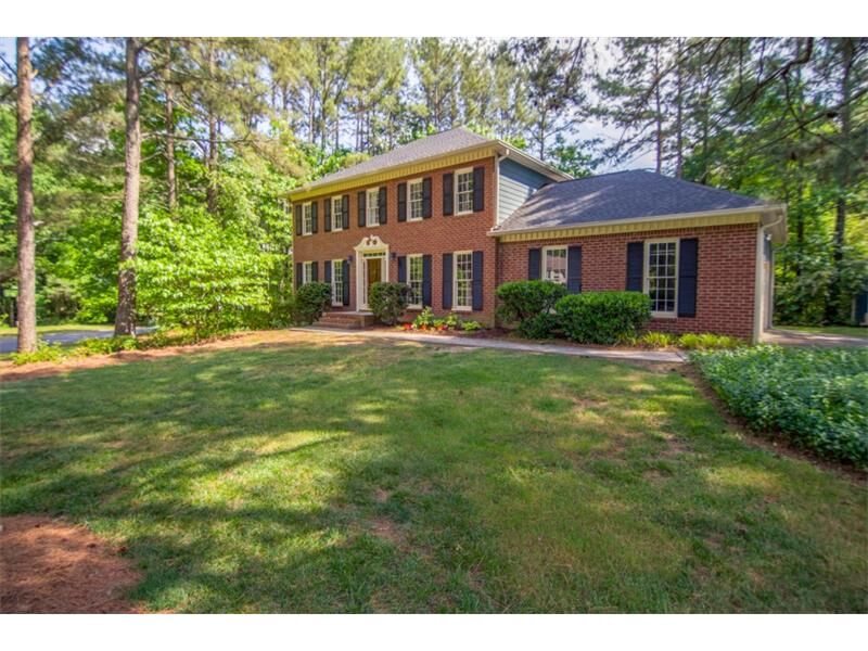 Property Photo:  1739 Willard Way   30078 