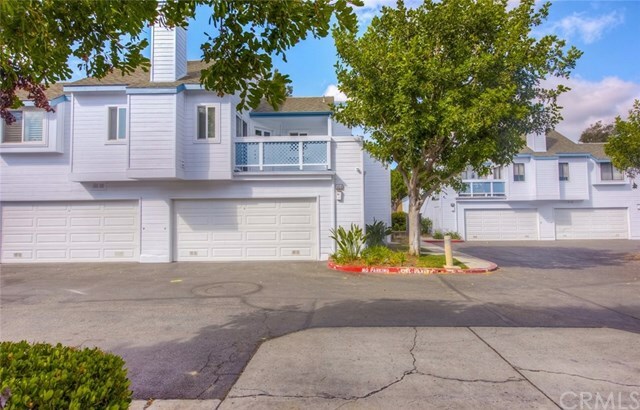 Property Photo:  464 Fallingstar 2  CA 92614 