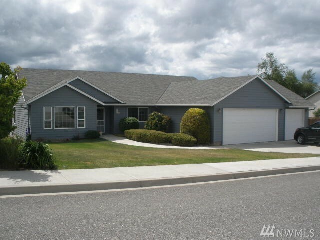 Property Photo:  2384 Prairie Dr  WA 98802 