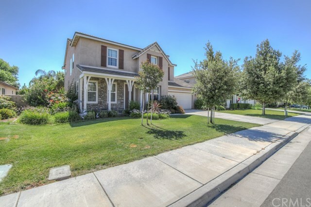 Property Photo:  33382 Lazurite Way  CA 92584 