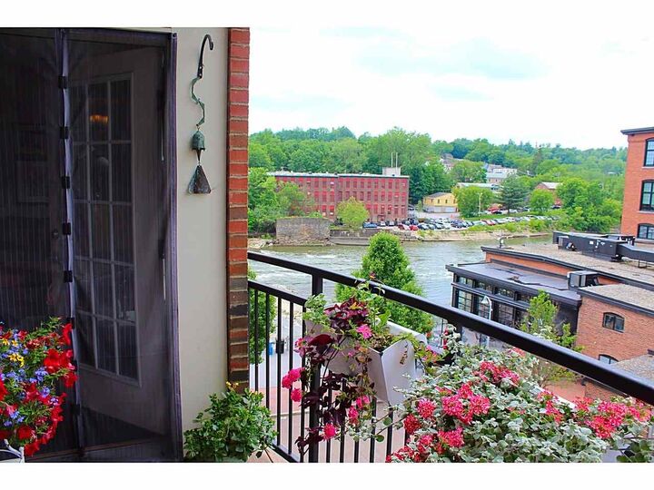 Property Photo:  60 Winooski Falls Way 1311  VT 05404 