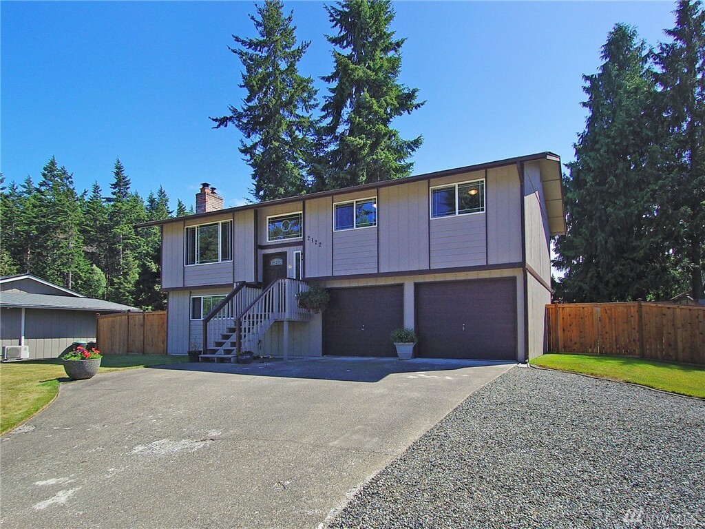 Property Photo:  2122 W 12th St  WA 98363 