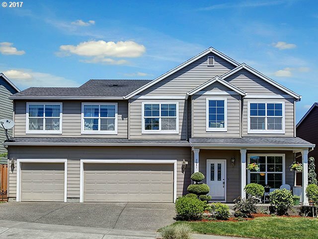 Property Photo: 2861 SE Quail Dr OR 97080
