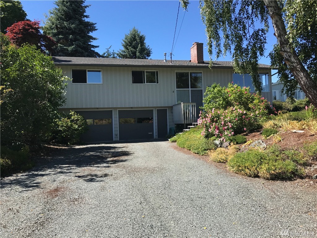 Property Photo: 5897 Central Ave WA 98221