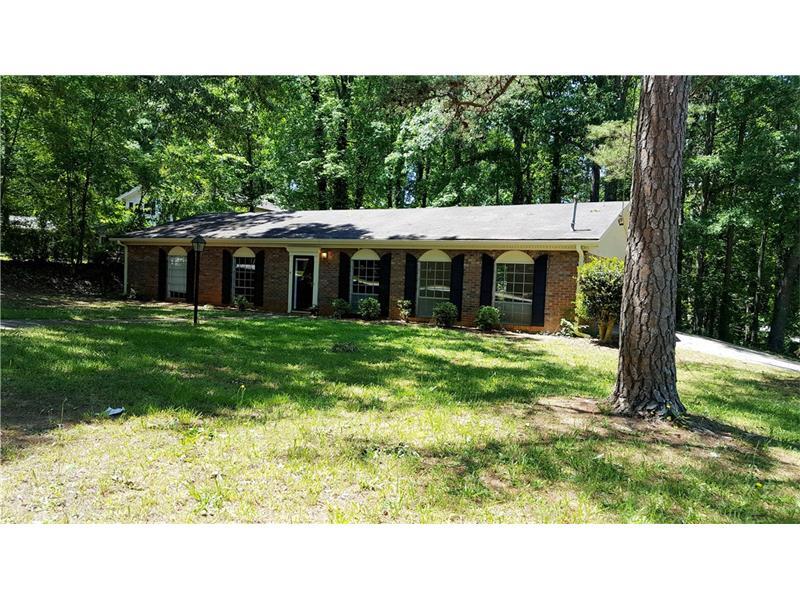 Property Photo:  1477 Indian Forest Court   30083 