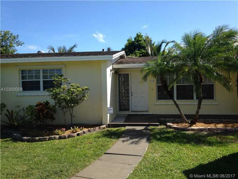 9550 SW 181st Ter  Palmetto Bay FL 33157 photo