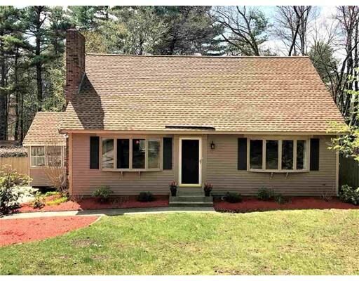 Property Photo:  2 Mary St  NH 03087 