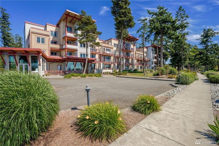 Property Photo: 7714 Birch Bay Dr 410 WA 98230