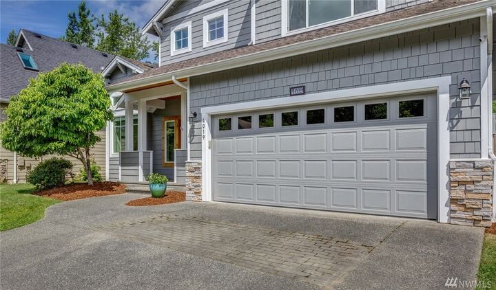 Property Photo:  4019 Springland Lane  WA 98226 