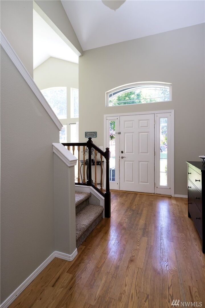 Property Photo: 19009 Silver Creek Ave E WA 98375