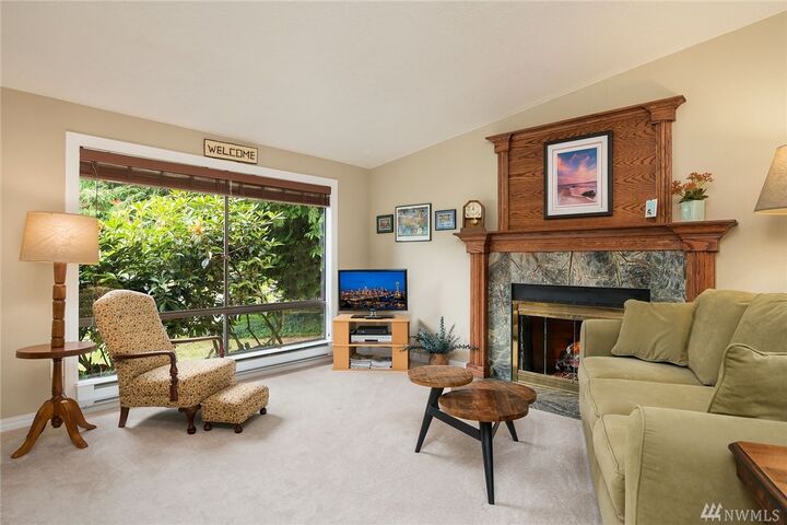 Property Photo: 3332 134th Place SW A WA 98087