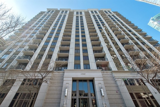 Property Photo: 1322 Prairie Avenue 804 IL 60605