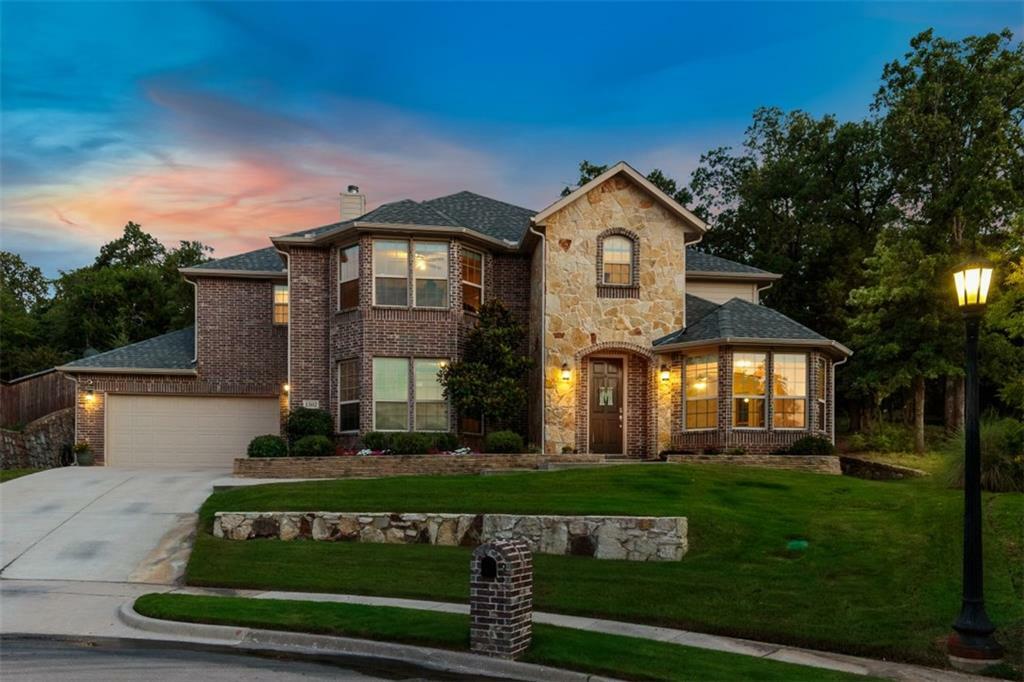 Property Photo: 1302 Maiden Court TX 76210