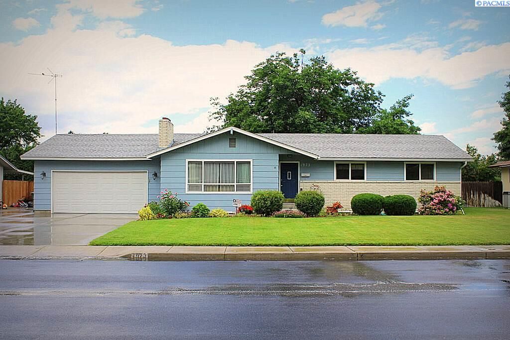 Property Photo:  1973 Forest  WA 99354 
