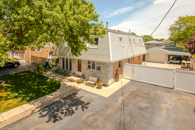 Property Photo:  8823 Meade Avenue  IL 60453 