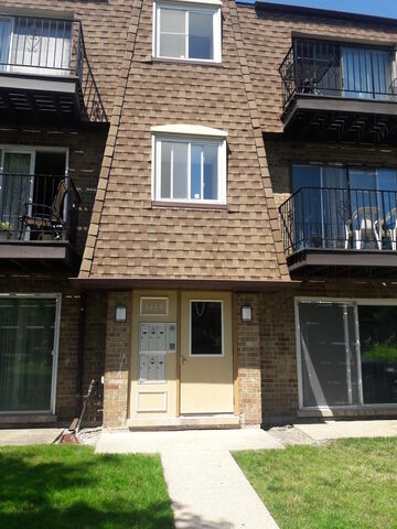 Property Photo:  9479 Bay Colony Drive 2S  IL 60016 