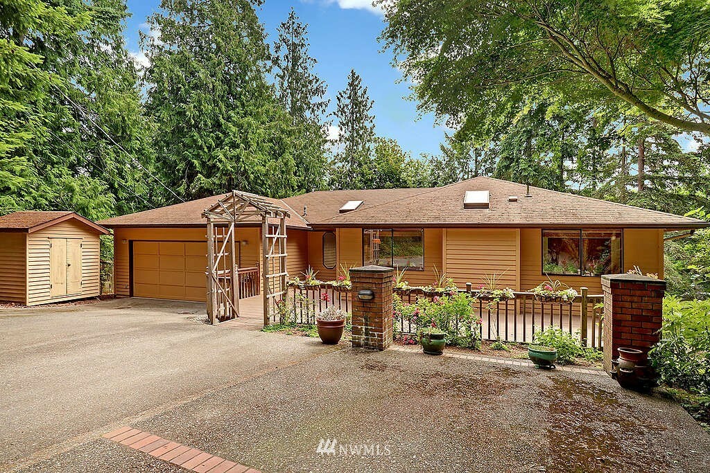 Property Photo:  610 NW 178th Court  WA 98177 