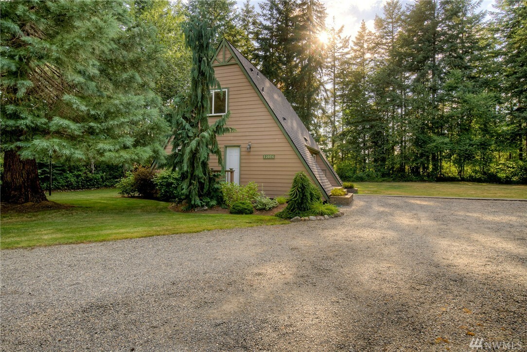 Property Photo:  12016 231st Ave E  WA 98391 