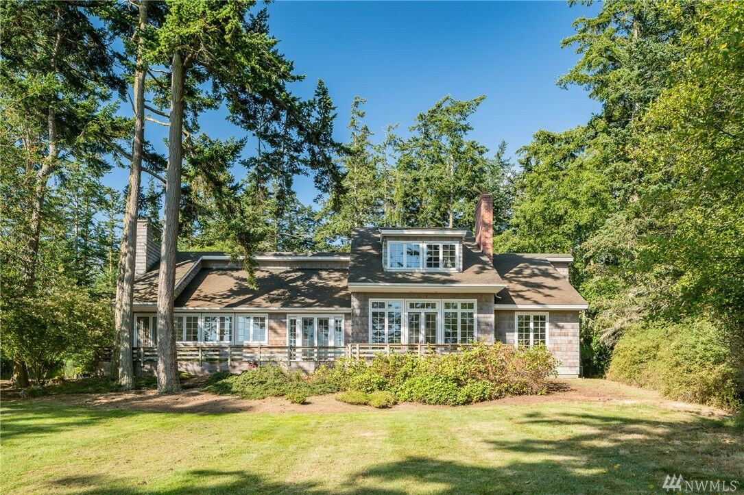 Property Photo:  373 Eliza Rd  WA 98261 