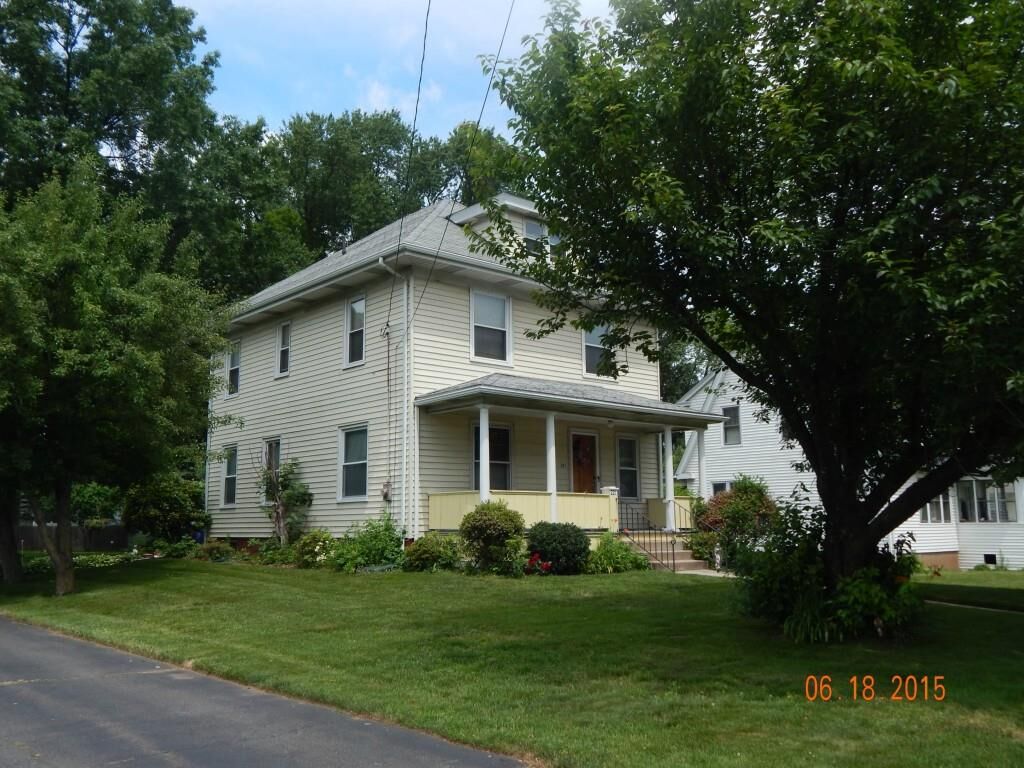 Property Photo:  221 Newington Road  CT 06110 