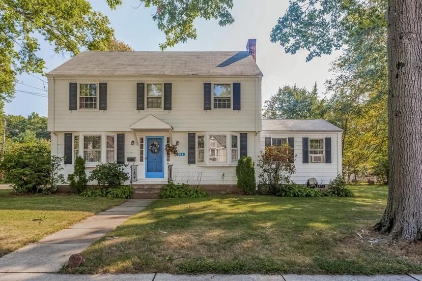 Property Photo:  124 Foxcroft Road  CT 06119 