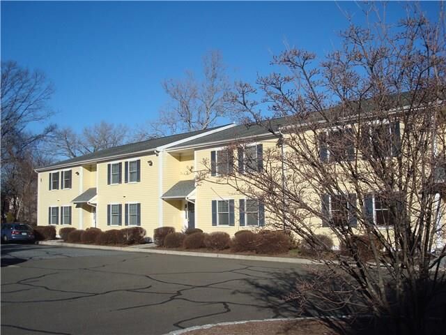 Property Photo:  8 Silvermine Avenue B2  CT 06850 