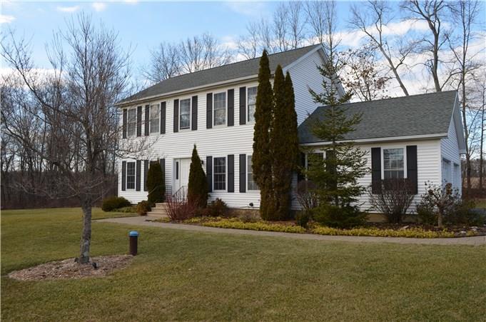 Property Photo:  15 Mulberry Lane  CT 06776 