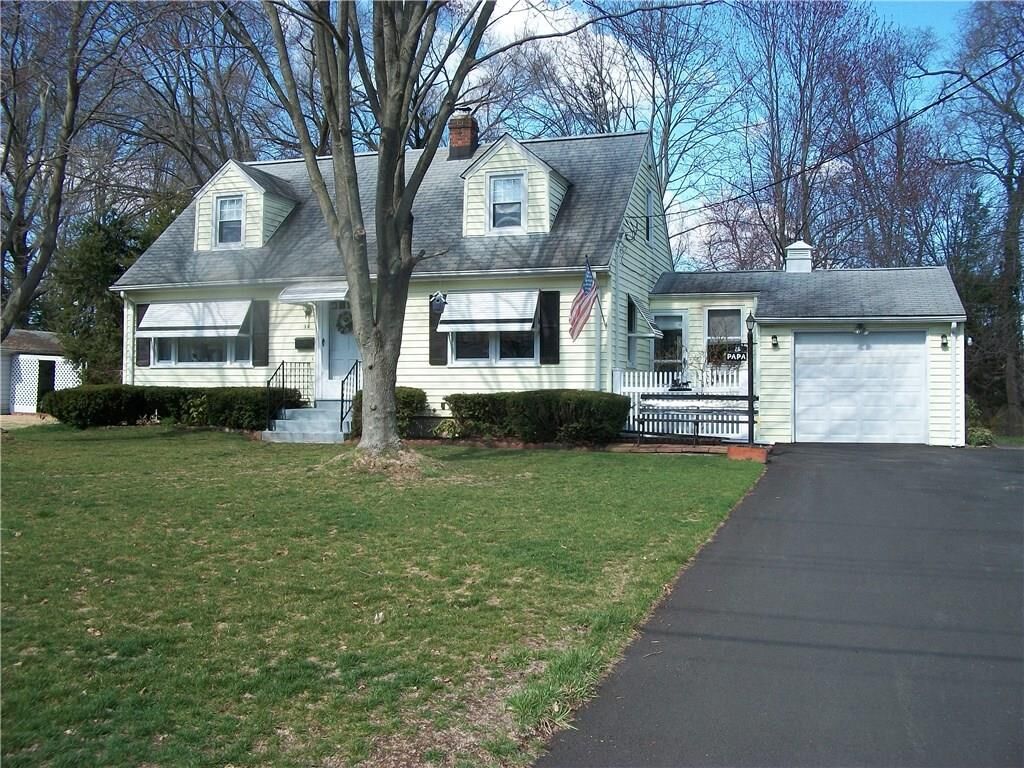 Property Photo: 16 Frost Drive CT 06473