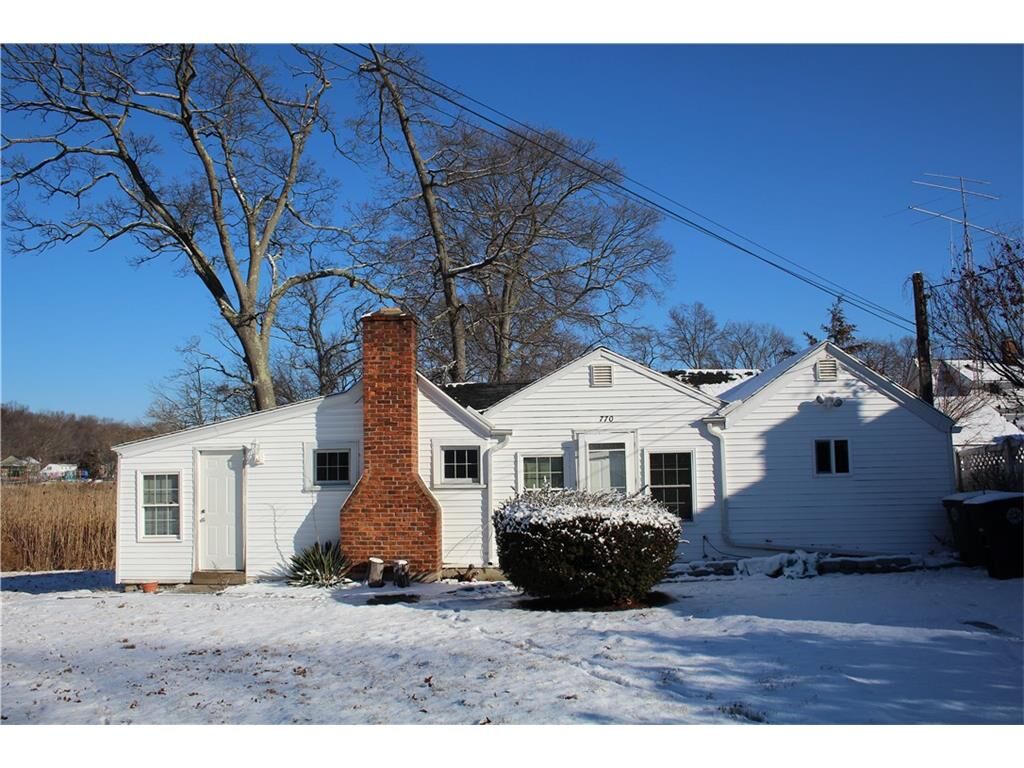 Property Photo: 770 Buckingham Avenue CT 06460