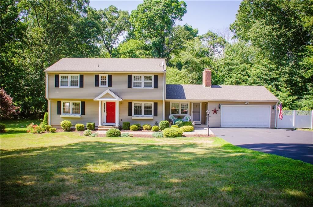 Property Photo: 12 Knollwood Drive CT 06405