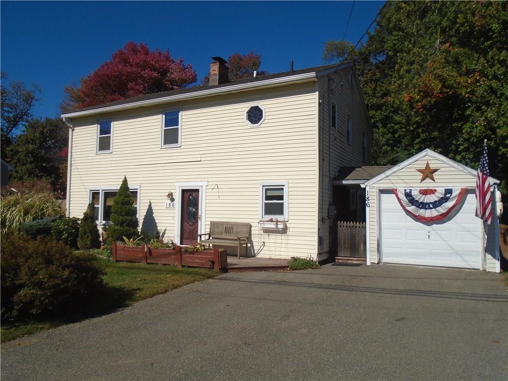 Property Photo:  186 Wood Avenue  CT 06614 