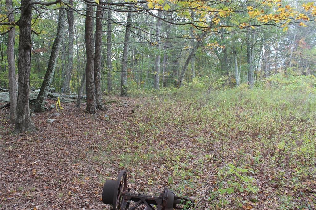 Property Photo: 32 Hathaway Lane CT 06443
