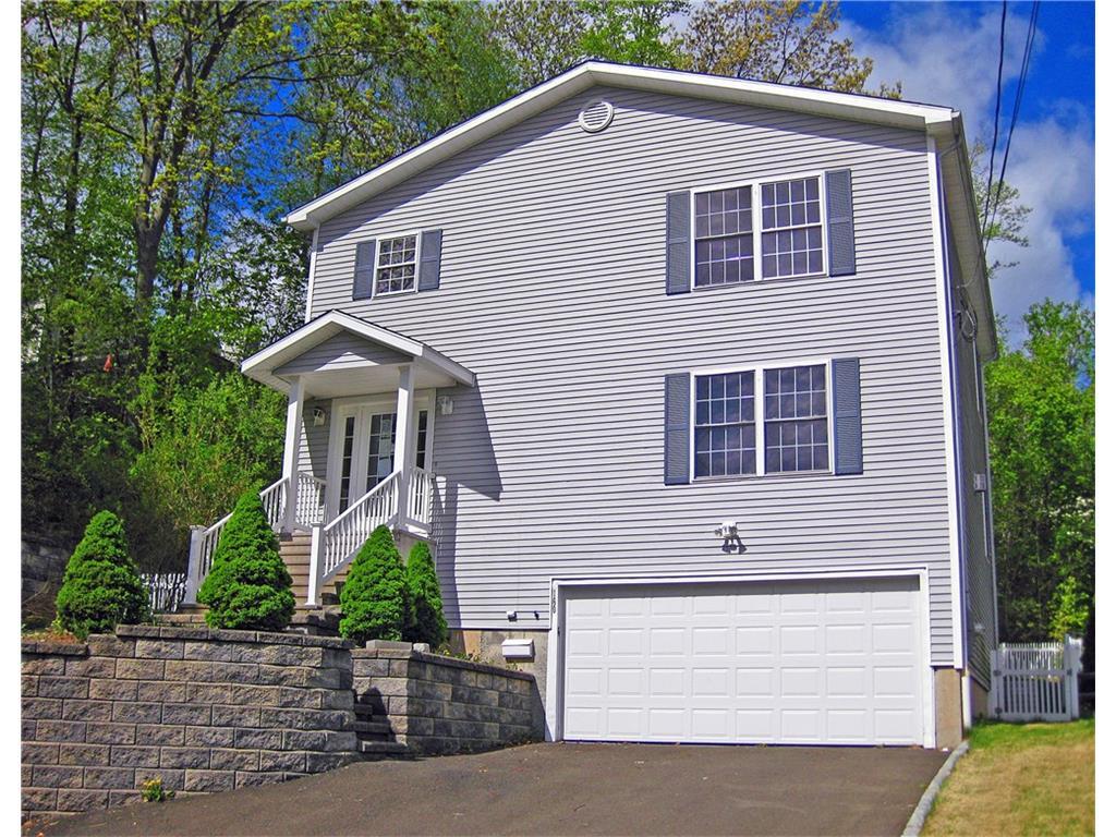 Property Photo:  160 Huntington Road  CT 06512 