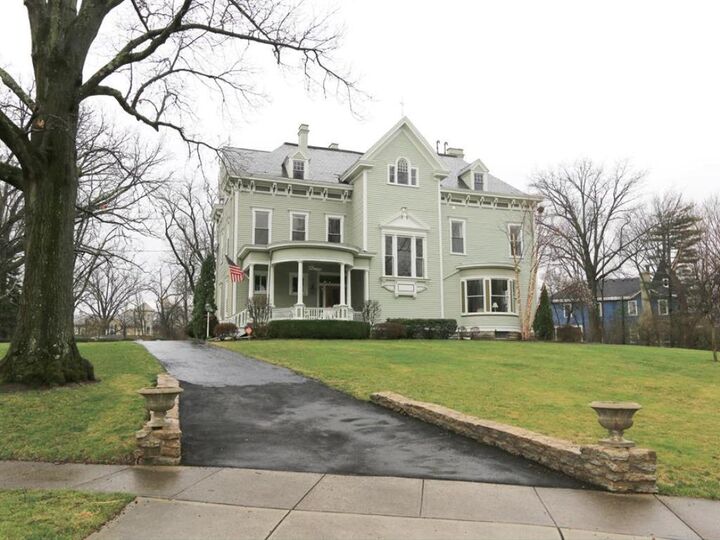 105 Stearns Avenue  Wyoming OH 45215 photo