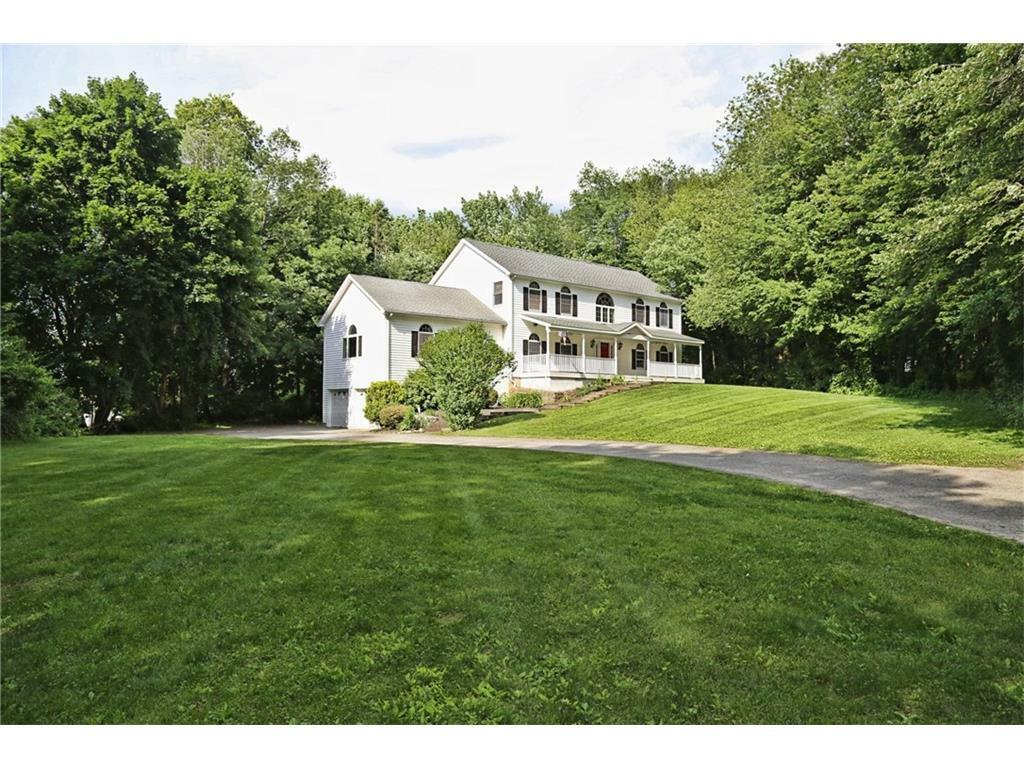 Property Photo: 7 Woodridge Lane CT 06812