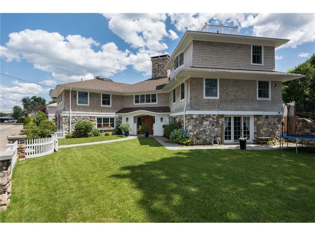 Property Photo: 1 Club Parkway CT 06405