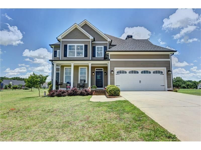 Property Photo: 1723 Townside Way 30621