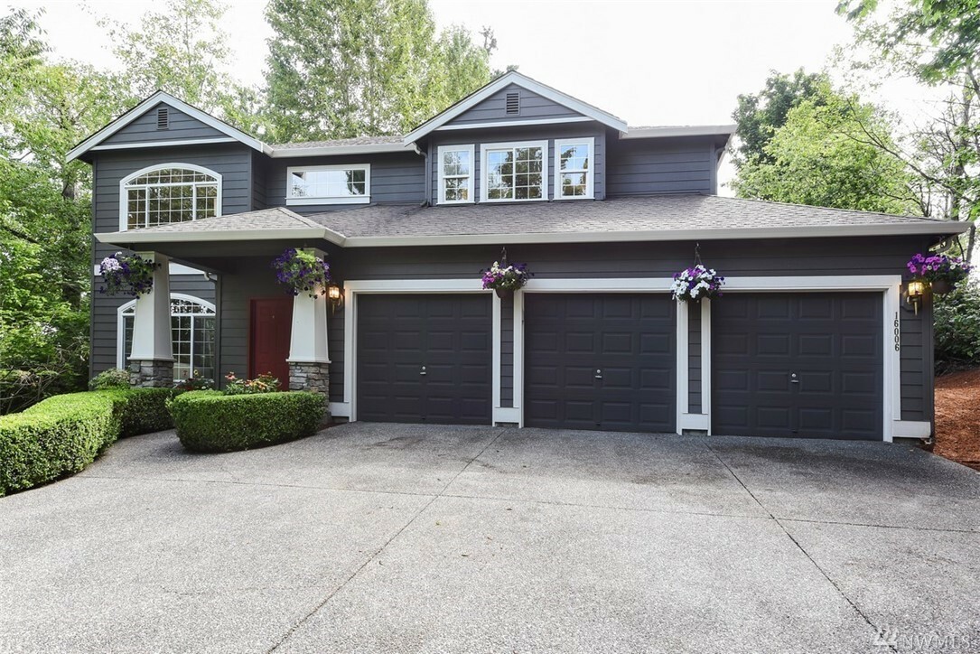 Property Photo:  16006 88th Ave NE  WA 98028 