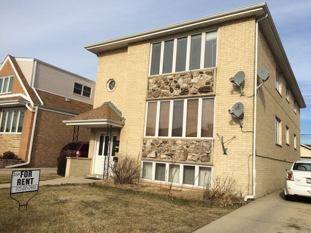 Property Photo: 6804 W Gunnison Street 2 IL 60706