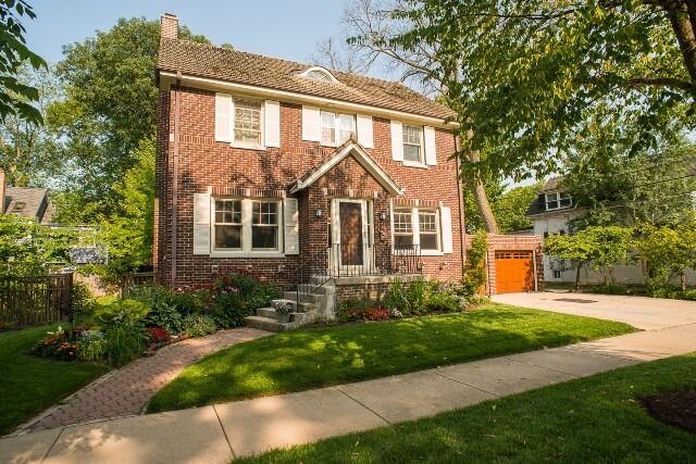 Property Photo: 2235 Bennett Avenue IL 60201