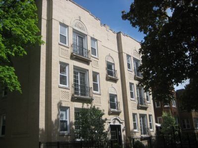 Property Photo: 7257 N Bell Avenue 3 IL 60645