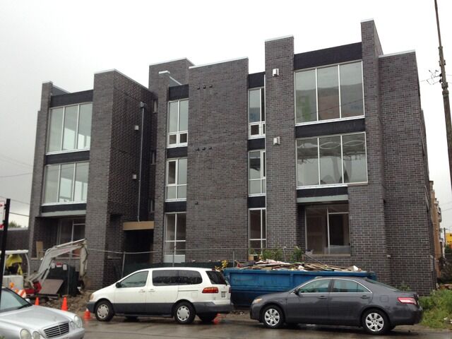 Property Photo:  2366 N Seeley Avenue 1W  IL 60647 